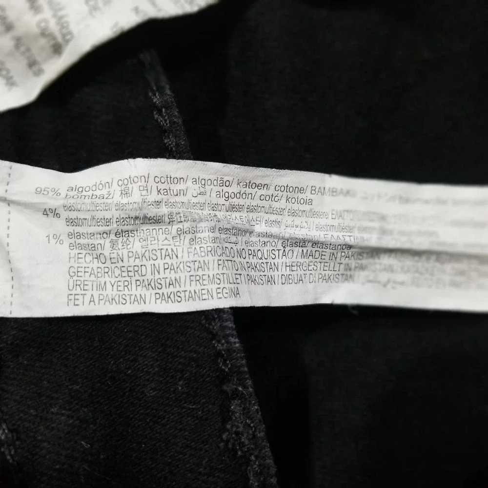 Zara cropped Jean's‎ sz 6